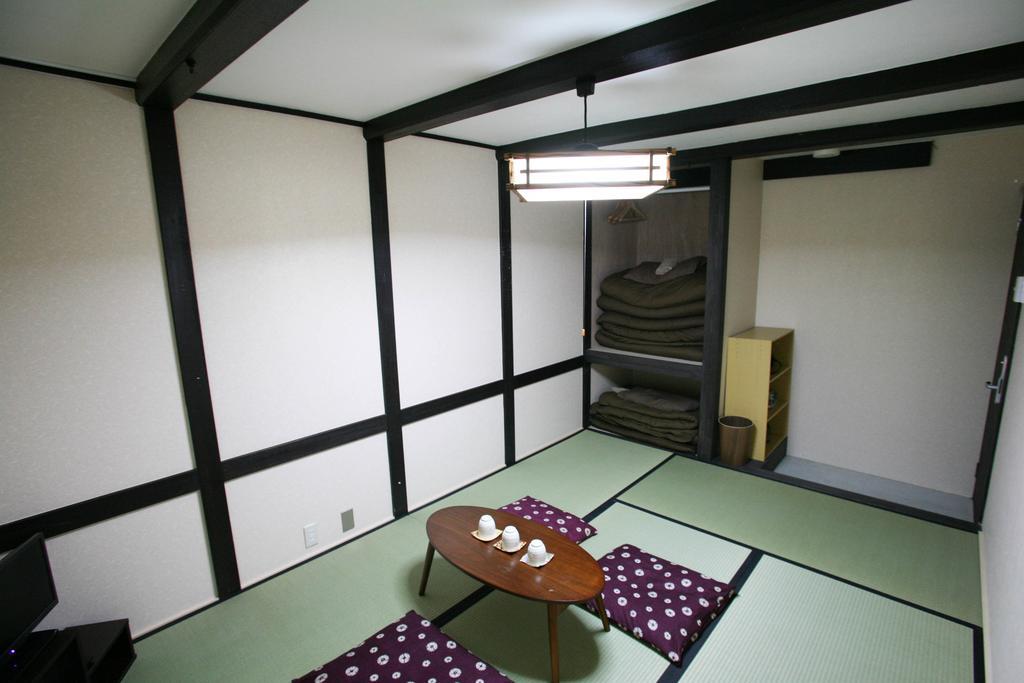 Guesthouse Omotenashi Kyoto Bagian luar foto