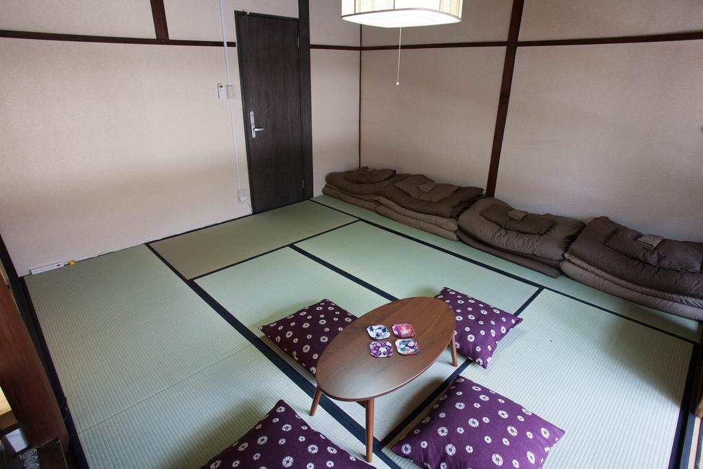 Guesthouse Omotenashi Kyoto Bagian luar foto
