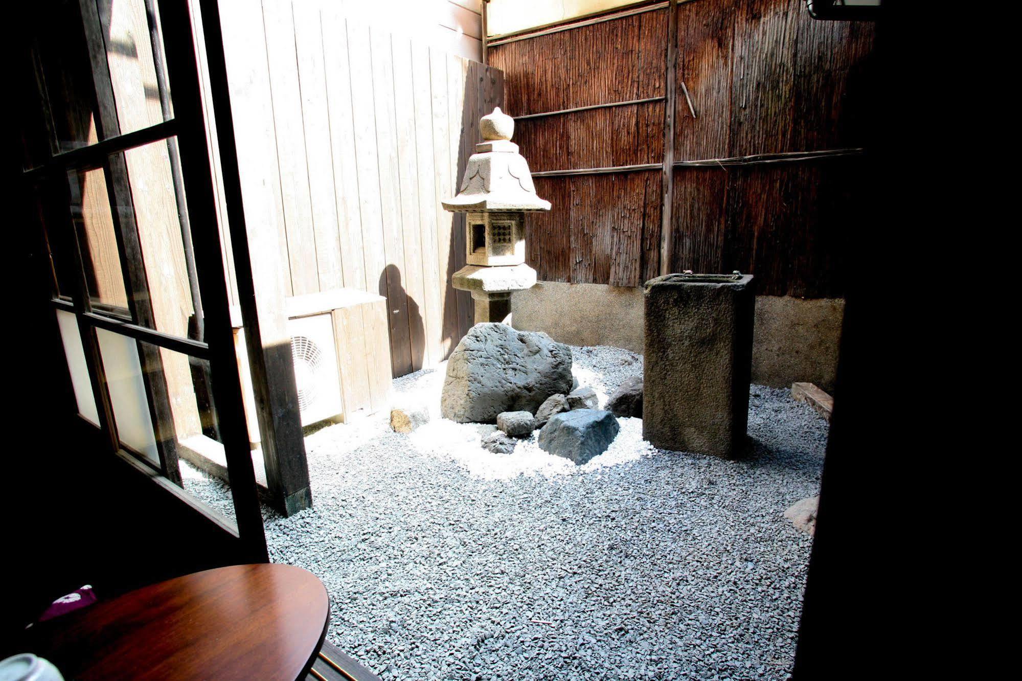 Guesthouse Omotenashi Kyoto Bagian luar foto