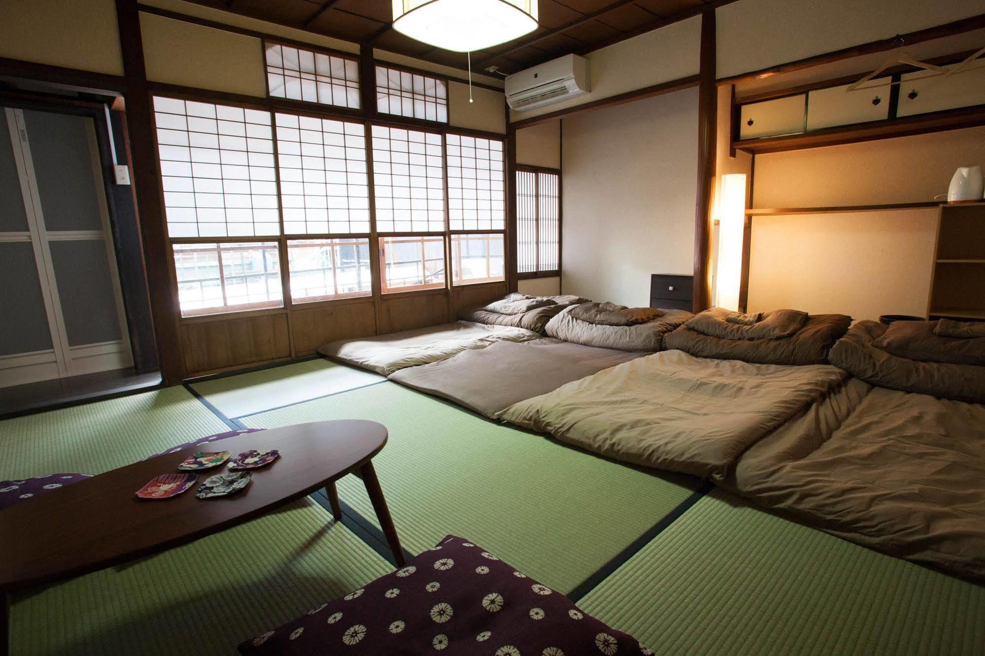 Guesthouse Omotenashi Kyoto Bagian luar foto
